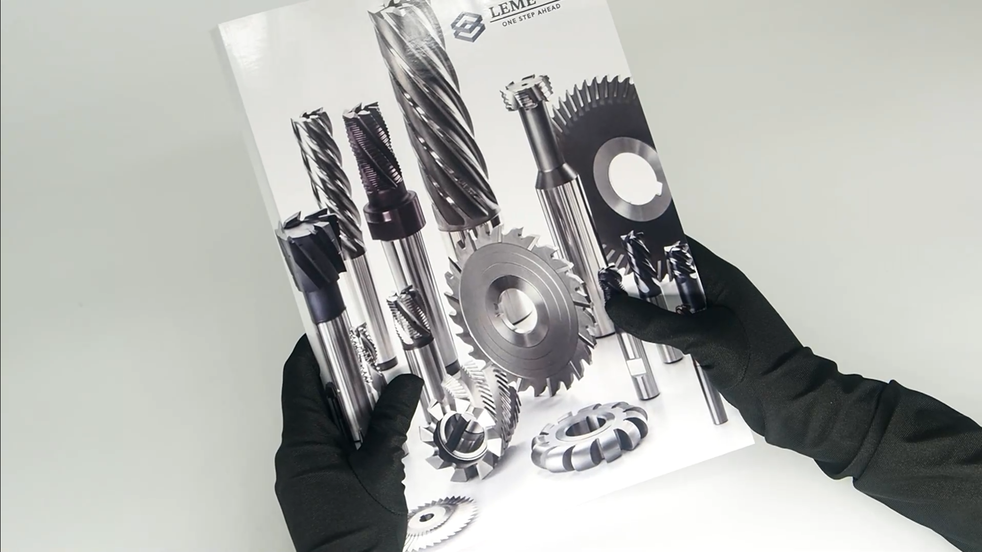 Каталог —  рабочий инструмент профессионала